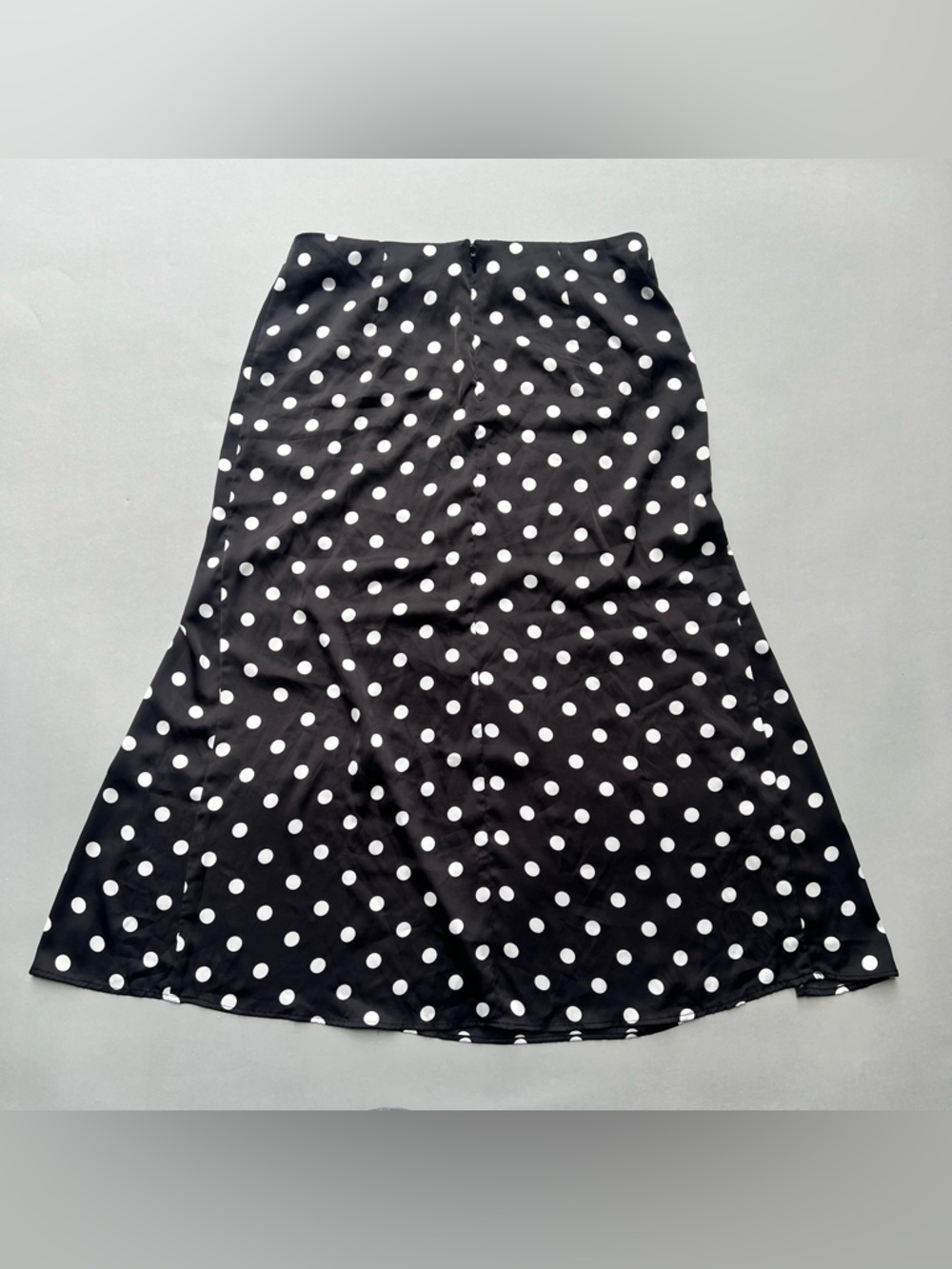 H&M Black Midi Skirt with White Polka Dots - Picture 4 of 5